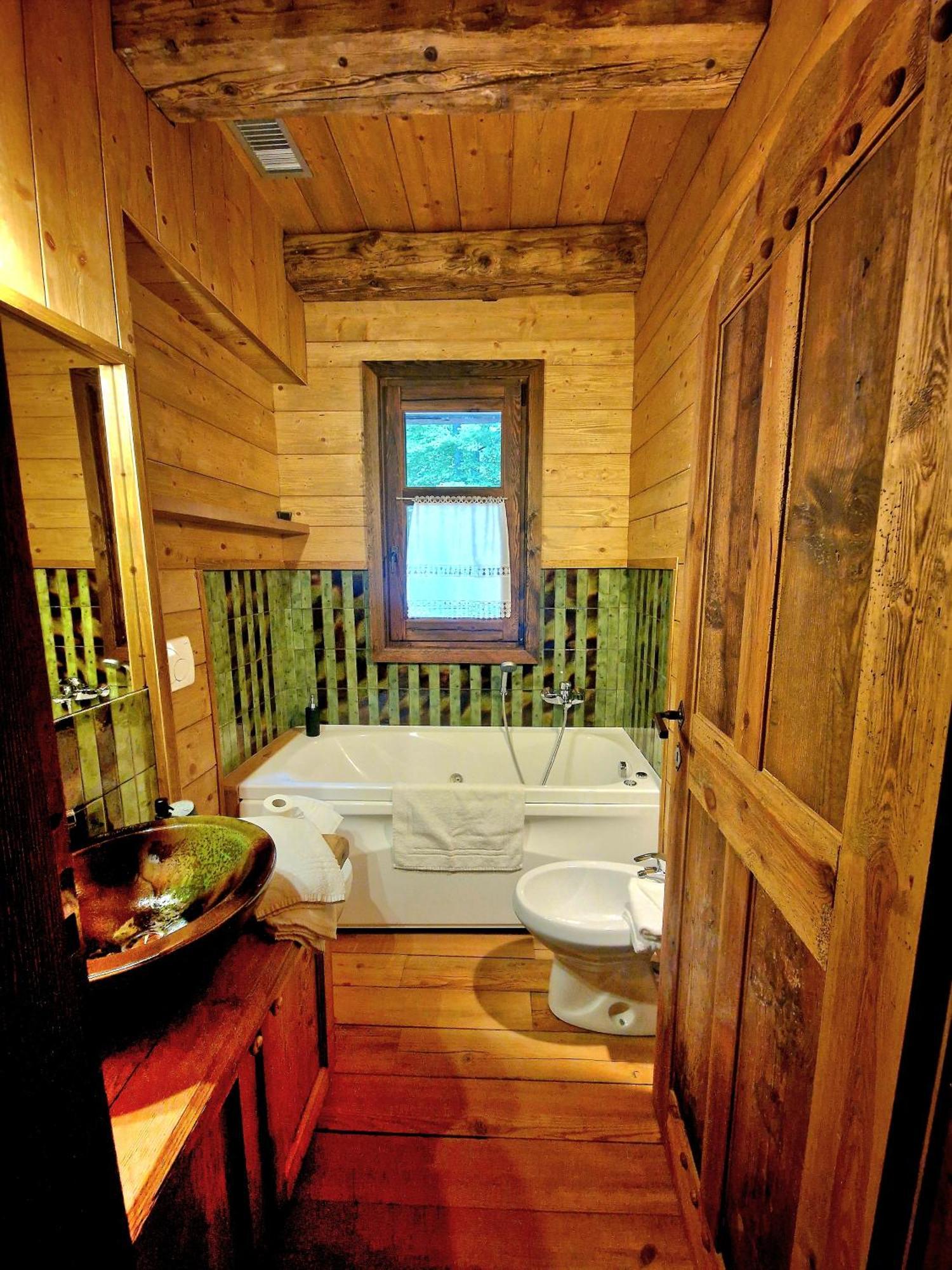 Chalet Euthalia Restaurant & Suites San Giacomo  Kültér fotó